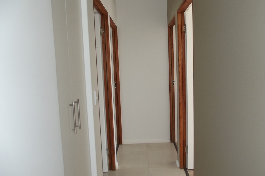 3 Bedroom Property for Sale in Mooikloof Country Estate Western Cape